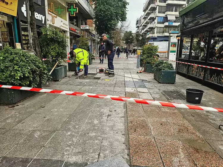 Δήμος Κατερίνης: Εργασίες συντήρησης & επισκευής στον κεντρικό πεζόδρομο