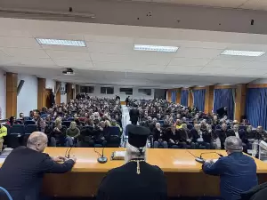 Δήμος Κατερίνης: Κοπή πίτας διοίκησης & εργαζομένων στο Πνευματικό Κέντρο