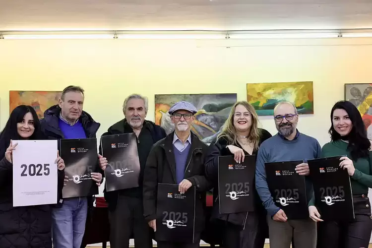 Η φωτογραφική ομάδα ” Ίριδα” της Εστίας Πιερίδων Μουσών παρουσίασε το  ημερολόγιο της 