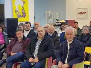 Με επιτυχία παρουσιάστηκε το νέο βιβλίο «Το μυστικό στο αυτί» Κυκλοφορεί η νέα συλλογή ποιημάτων του Κ.Η. Χατζημήτρου «Όταν το Φως Λιγοστεύει»