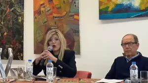 Με επιτυχία παρουσιάστηκε το νέο βιβλίο «Το μυστικό στο αυτί» Κυκλοφορεί η νέα συλλογή ποιημάτων του Κ.Η. Χατζημήτρου «Όταν το Φως Λιγοστεύει»