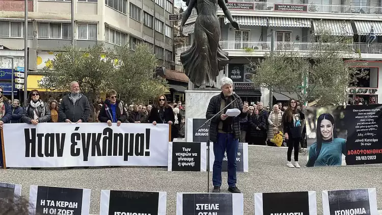 Μεγάλη συγκέντρωση διαμαρτυρίας για τα Τέμπη στην Κατερίνη – Χιλιάδες κόσμου συμμετέχει στο συλλαλητήριο