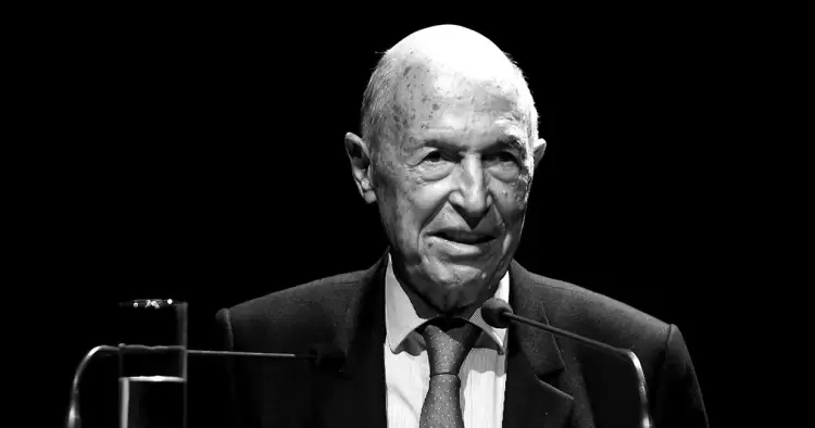 Πέθανε ο πρώην πρωθυπουργός Κώστας Σημίτης Πέθανε ο πρώην πρωθυπουργός Κώστας Σημίτης