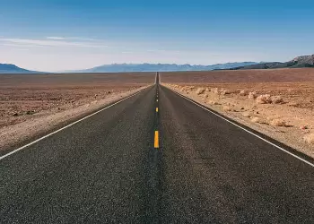 Στροφές ή ευθεία;