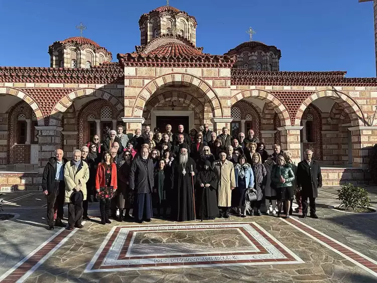 Συνάντηση Πτυχιούχων Θεολογικής Σχολής Α.Π.Θ. στην Ιερά Μητρόπολη Συνάντηση Πτυχιούχων Θεολογικής Σχολής Α.Π.Θ. στην Ιερά Μητρόπολη