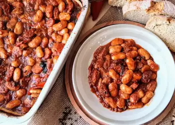 Τι θα φάμε σήμερα – Φασόλια γίγαντες φούρνου 