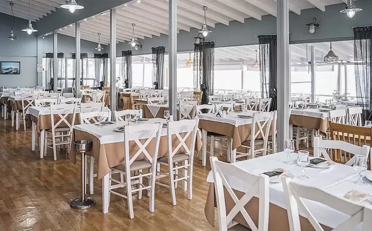 «Το Ακρογιάλι» στον Μακρύγιαλο Πιερίας που κατάφερε να γίνει γαστρονομικός προορισμός. «Το Ακρογιάλι» στον Μακρύγιαλο Πιερίας που κατάφερε να γίνει γαστρονομικός προορισμός.