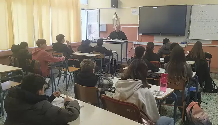 15ο Δημοτικό Σχολείο Κατερίνης: Από το Δημοτικό στο Γυμνάσιο