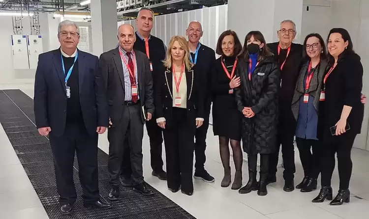 Άννα Μάνη: Στο Κέντρο Δεδομένων της Digital Realty στο Κορωπί Άννα Μάνη: Στο Κέντρο Δεδομένων της Digital Realty στο Κορωπί