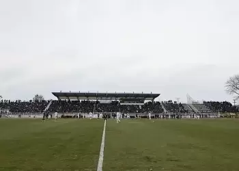 Αποδοκιμάζουμε το σύστημα που εκτρέφει και εξυπηρετείται από... Κεφαλάδες Αποδοκιμάζουμε το σύστημα που εκτρέφει και εξυπηρετείται από… Κεφαλάδες