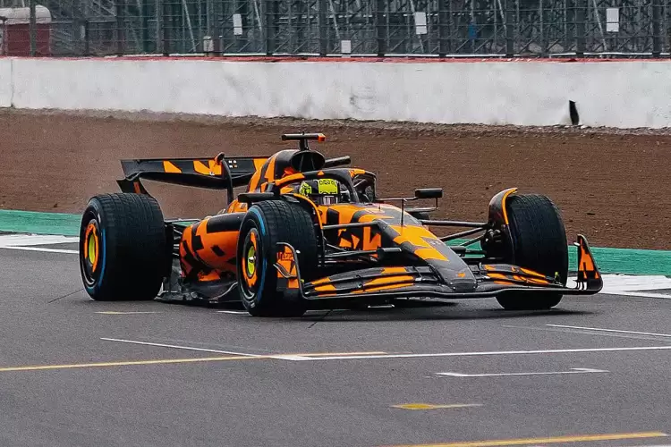 Αυτή είναι η νέα McLaren του 2025 Αυτή είναι η νέα Mclaren του 2025