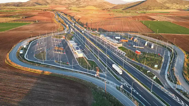 Η Αυτοκινητόδρομος Αιγαίου δίπλα στον επαγγελματία οδηγό – Εκπτωτικό πρόγραμμα στο Αερινό