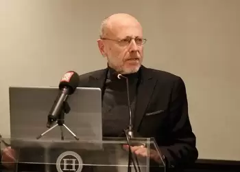 Δ. Βαρτζόπουλος: Επαρκείς οι κλίνες του συστήματος υγείας στη χώρα Δ. Βαρτζόπουλος: Επαρκείς οι κλίνες του συστήματος υγείας στη χώρα