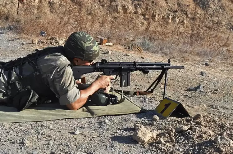 Εκπαιδευτικές δραστηριότητες με πραγματικά πυρά στο Πεδίο Βολής Λιτοχώρου