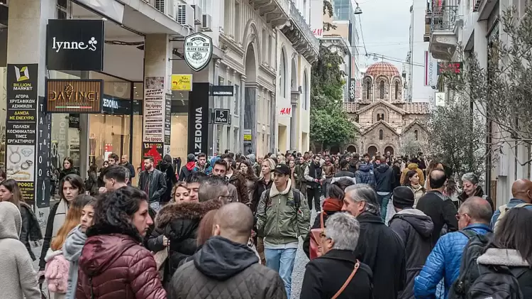 ΕΛΣΤΑΤ: Μειώθηκαν οι θάνατοι στην Ελλάδα το 2024 ΕΛΣΤΑΤ: Μειώθηκαν οι θάνατοι στην Ελλάδα το 2024
