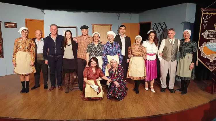 Η Ένωση Ποντίων Πιερίας ενθουσίασε την Πτολεμαΐδα με την παρουσία του θεατρικού της τμήματος