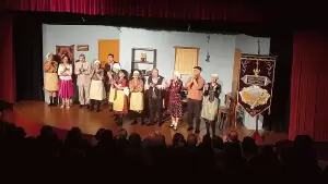 Η Ένωση Ποντίων Πιερίας ενθουσίασε την Πτολεμαΐδα με την παρουσία του θεατρικού της τμήματος