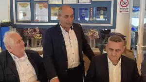 Τα προβλήματα των μυδοκαλλιεργητών της Πιερίας στο επίκεντρο επίσκεψης Ευρωβουλευτών στο λιμάνι Κίτρους (εικόνες - βίντεο) Επιμελητήριο Πιερίας: Τα προβλήματα των μυδοκαλλιεργητών της Πιερίας στο επίκεντρο επίσκεψης Ευρωβουλευτών στο λιμάνι Κίτρους