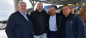 Τα προβλήματα των μυδοκαλλιεργητών της Πιερίας στο επίκεντρο επίσκεψης Ευρωβουλευτών στο λιμάνι Κίτρους (εικόνες - βίντεο) Επιμελητήριο Πιερίας: Τα προβλήματα των μυδοκαλλιεργητών της Πιερίας στο επίκεντρο επίσκεψης Ευρωβουλευτών στο λιμάνι Κίτρους