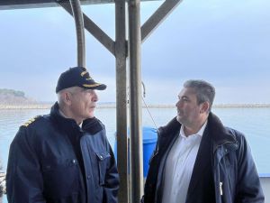 Τα προβλήματα των μυδοκαλλιεργητών της Πιερίας στο επίκεντρο επίσκεψης Ευρωβουλευτών στο λιμάνι Κίτρους (εικόνες - βίντεο) Επιμελητήριο Πιερίας: Τα προβλήματα των μυδοκαλλιεργητών της Πιερίας στο επίκεντρο επίσκεψης Ευρωβουλευτών στο λιμάνι Κίτρους