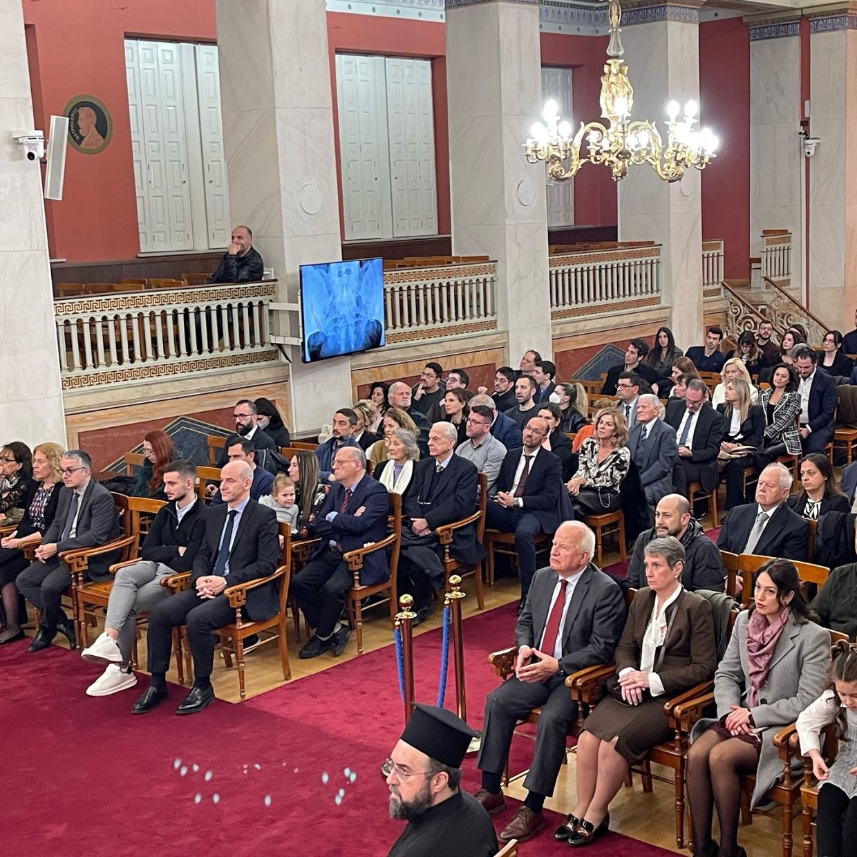 Επίτιμος διδάκτορας της Ιατρικής Σχολής του Πανεπιστημίου Αθηνών αναγορεύθηκε ο καθηγητής Ξενοφών Mπαραλιάκος (εικόνες) Επίτιμος διδάκτορας της Ιατρικής Σχολής του Πανεπιστημίου Αθηνών αναγορεύθηκε ο καθηγητής Ξενοφών Mπαραλιάκος