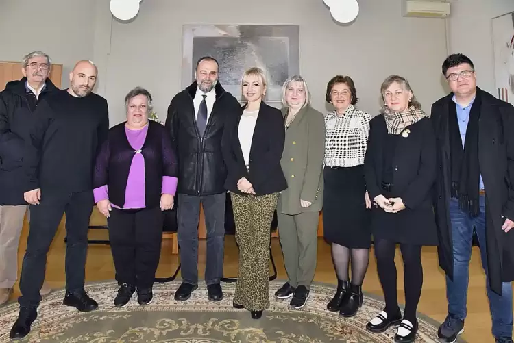 Εθιμοτυπική επίσκεψη του νεοσύστατου Δ.Σ. της Σχολής Γονέων – Ανοικτό Πανεπιστήμιο Κατερίνης στην Αντιπεριφερειάρχη Πιερίας