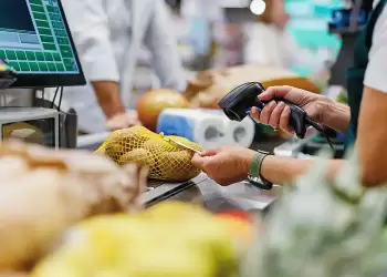 Φθηνότερο το τυπικό καλάθι του σούπερ μάρκετ στην Ελλάδα σε σχέση με 7 ευρωπαϊκές χώρες