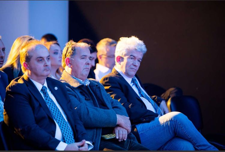 Ηρακλής Τσιτλακίδης: «Η συνεργασία των ξενοδόχων, της Πολιτείας και των τοπικών κοινωνιών είναι το κλειδί για την επιτυχία» Ηρακλής Τσιτλακίδης: «Η συνεργασία των ξενοδόχων, της Πολιτείας και των τοπικών κοινωνιών είναι το κλειδί για την επιτυχία»