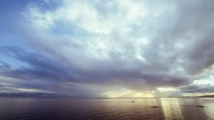 Ο καιρός σε Κατερίνη και Πιερία σήμερα Σάββατο, 22 Φεβρουαρίου 2025: Νεφώσεις με ασθενείς τοπικές βροχές ή χιονόνερο