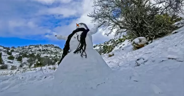 Κακοκαιρία Coral: Επιμένει ο ψυχρός καιρός ()