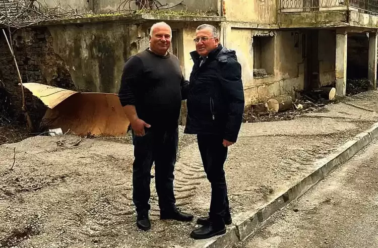 Κατερίνη: Αυτοψία σε παρεμβάσεις της υπηρεσίας Πρασίνου από τον Δήμαρχο Ι.Ντούμο & τον αρμόδιο αντιδήμαρχο Κώστα Τσιουκάνη (εικόνες) Κατερίνη: Αυτοψία σε παρεμβάσεις της υπηρεσίας Πρασίνου από τον Δήμαρχο Ι.Ντούμο & τον αρμόδιο αντιδήμαρχο Κώστα Τσιουκάνη