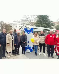 Παγκόσμια Ημέρα κατά του Παιδικού Καρκίνου από τον Σύλλογο Καρκινοπαθών Πιερίας σε συνεργασία με τον Δήμο Κατερίνης Παγκόσμια Ημέρα κατά του Παιδικού Καρκίνου από τον Σύλλογο Καρκινοπαθών Πιερίας σε συνεργασία με τον Δήμο Κατερίνης