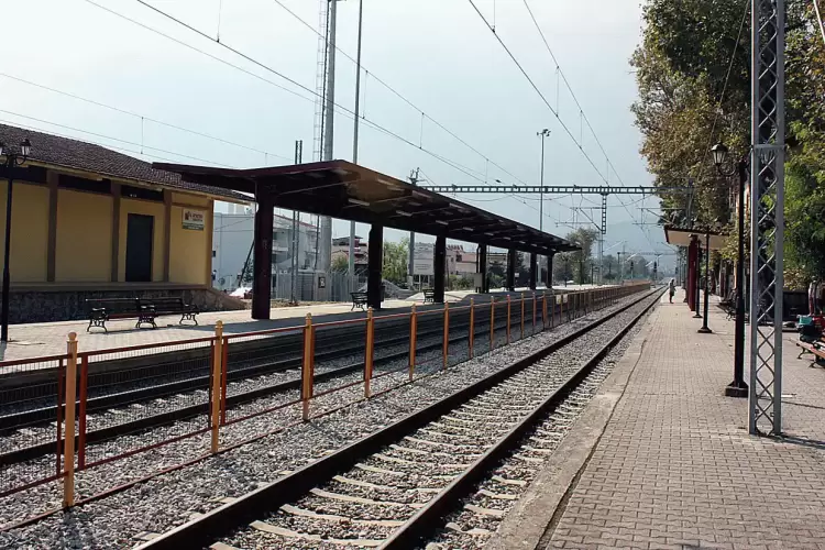 Πιερία: Καταργούνται τα εκδοτήρια εισιτηρίων τρένων σε Νέους Πόρους, Λεπτοκαρυά και Λιτόχωρο Πιερία: Καταργούνται τα εκδοτήρια εισιτηρίων τρένων σε Νέους Πόρους, Λεπτοκαρυά και Λιτόχωρο