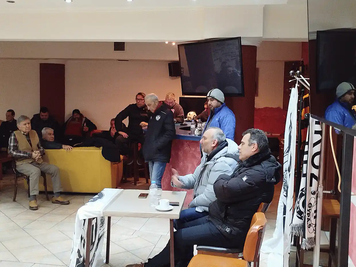 Πραγματοποιήθηκε η συγκέντρωση των φίλων του Πιερικού (εικόνες) Πραγματοποιήθηκε η συγκέντρωση των φίλων του Πιερικού