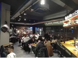 Ο πρόεδρος του ΣΦΚ Πιερικός Θανάσης Παπαδόπουλος παρέθεσε δείπνο στην ομάδα 