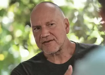 Στάθης Καλύβας: Ενα πανομοιότυπο σενάριο με τους «Αγανακτισμένους» του 2011 Στάθης Καλύβας: Ενα πανομοιότυπο σενάριο με τους «Αγανακτισμένους» του 2011