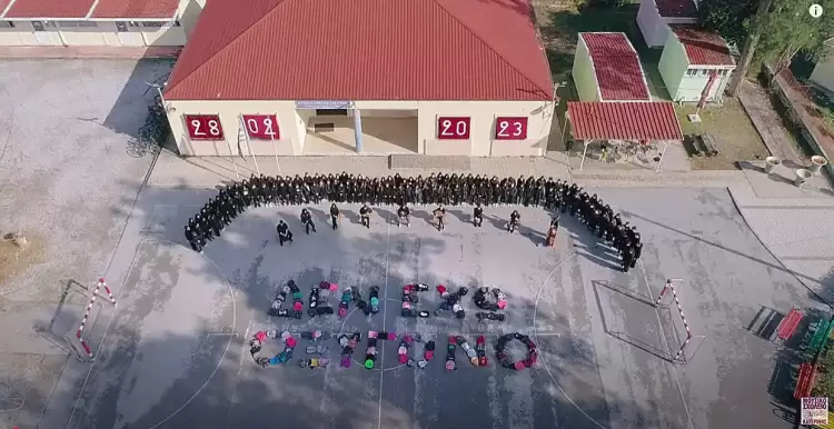 Το τραγούδι των μαθητων του Μουσικού Σχολείου Κατερίνης για το δυστύχημα στα Τέμπη (βίντεο)