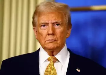 Τραμπ: Πούτιν και Ζελένσκι πρέπει να συνεργαστούν για τον τερματισμό του πολέμου στην Ουκρανία