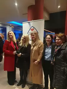 «Βενιαμίν»: Παρουσίαση της ταινίας μικρού μήκους “Μια Αγκαλιά Αγάπης