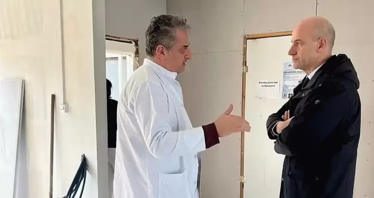 Ο Βουλευτής Πιερίας Φώντας Μπαραλιάκος στο υπό ανακαίνιση Κέντρο Υγείας Λιτοχώρου
