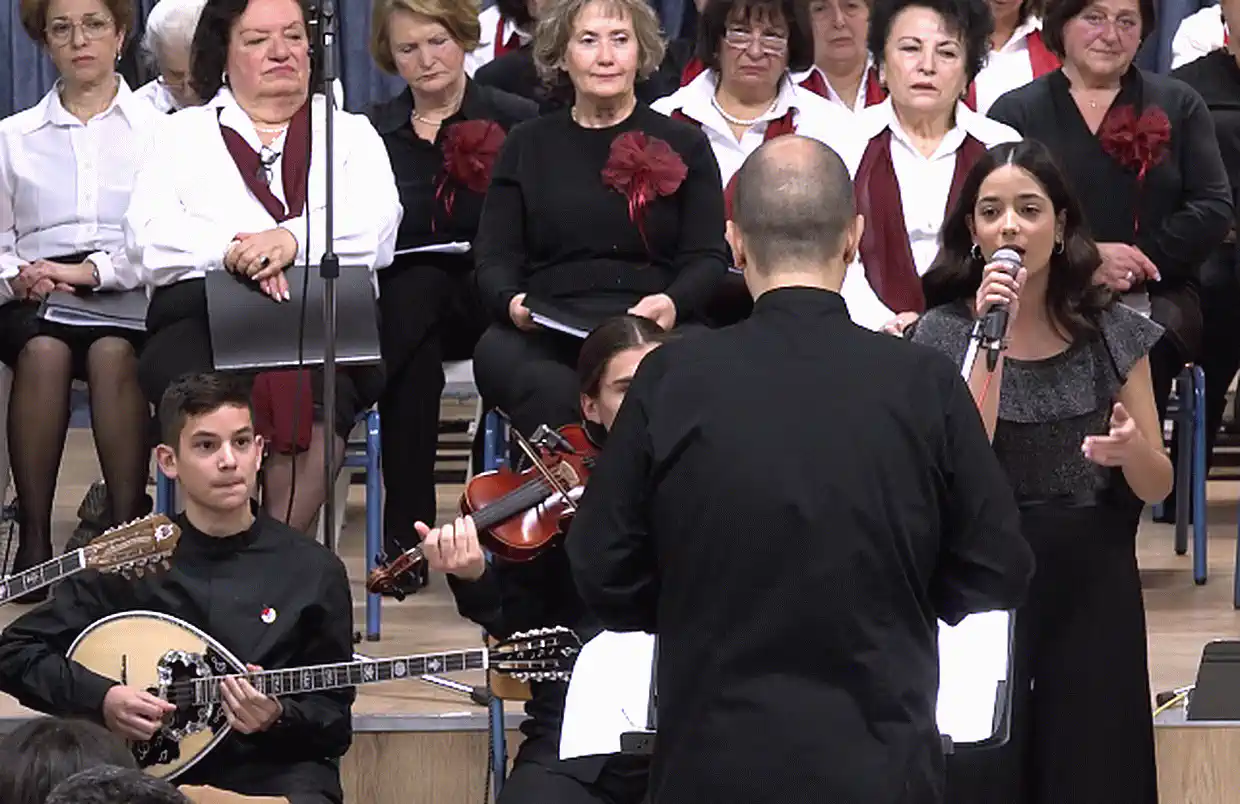 «Χέρια φτερούγες της Ρωμιοσύνης»: Η συναυλία αφιέρωμα στον Μίκη Θεοδωράκη