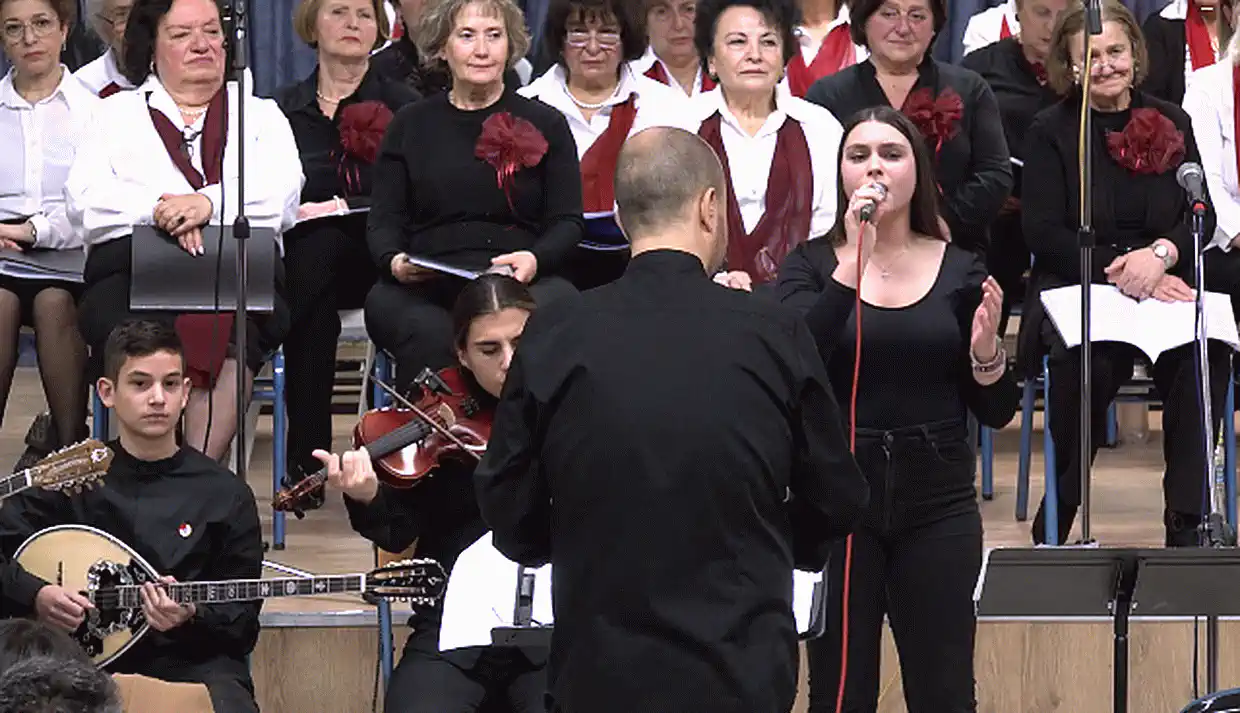 «Χέρια φτερούγες της Ρωμιοσύνης»: Η συναυλία αφιέρωμα στον Μίκη Θεοδωράκη