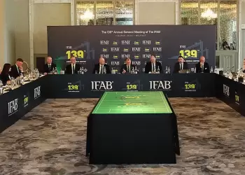 FIFA: Οι τερματοφύλακες σε οκτώ δευτερόλεπτα πρέπει να δίνουν τη μπάλα, αλλιώς θα έχουμε... κόρνερ Fifa: Οι τερματοφύλακες σε οκτώ δευτερόλεπτα πρέπει να δίνουν τη μπάλα, αλλιώς θα έχουμε… κόρνερ