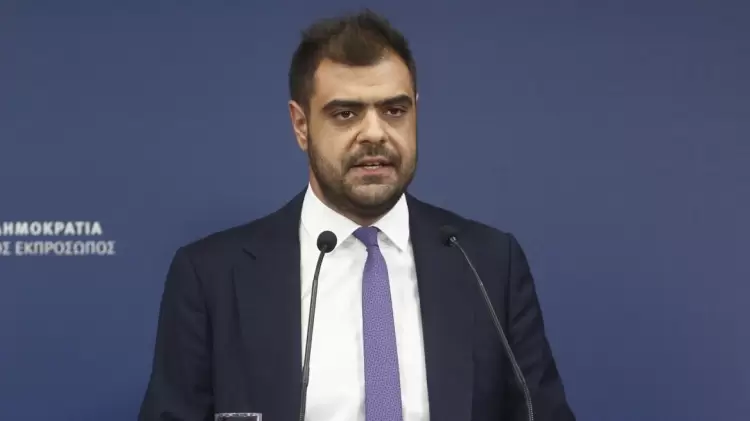 Ανασχηματισμός: Ανακοινώθηκε το νέο υπουργικό συμβούλιο - Η σύνθεση της νέας κυβέρνησης Ανασχηματισμός: Ανακοινώθηκε το νέο υπουργικό συμβούλιο – Η σύνθεση της νέας κυβέρνησης