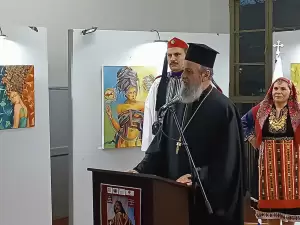 Αστική Σχολή Κατερίνης: Εγκαινιάστηκε η Έκθεση της Νίτσας Ξανθοπούλου Αστική Σχολή Κατερίνης: Εγκαινιάστηκε η Έκθεση της Νίτσας Ξανθοπούλου