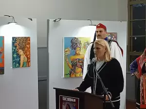 Αστική Σχολή Κατερίνης: Εγκαινιάστηκε η Έκθεση της Νίτσας Ξανθοπούλου Αστική Σχολή Κατερίνης: Εγκαινιάστηκε η Έκθεση της Νίτσας Ξανθοπούλου