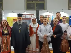 Αστική Σχολή Κατερίνης: Εγκαινιάστηκε η Έκθεση της Νίτσας Ξανθοπούλου Αστική Σχολή Κατερίνης: Εγκαινιάστηκε η Έκθεση της Νίτσας Ξανθοπούλου