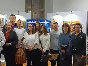 Αστική Σχολή Κατερίνης: Εγκαινιάστηκε η Έκθεση της Νίτσας Ξανθοπούλου Αστική Σχολή Κατερίνης: Εγκαινιάστηκε η Έκθεση της Νίτσας Ξανθοπούλου