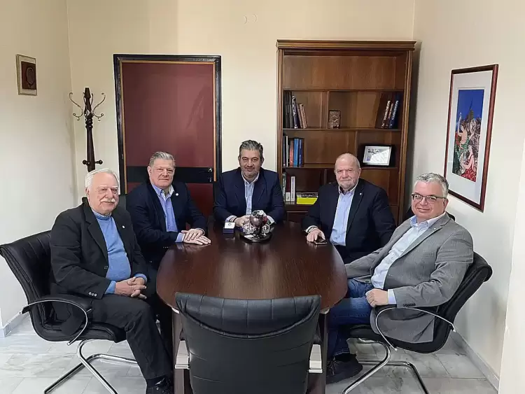 Επιμελητήριο Πιερίας: Επίσκεψη στον Πρόεδρο του Επιμελητηρίου Πιερίας του Δ.Σ. του Τμήματος ΑΧΕΠΑ Κατερίνης Hj 39 «Ολύμπιος Ζευς»