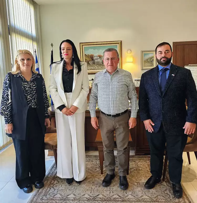 Επίσκεψη της νέας Γενικής Προξένου της Σερβίας στον Δήμαρχο Κατερίνης Επίσκεψη της νέας Γενικής Προξένου της Σερβίας στον Δήμαρχο Κατερίνης